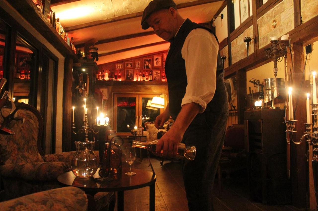 Hotel Weisse Muehle Breitenworbis Bagian luar foto