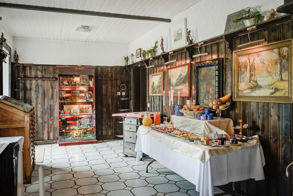 Hotel Weisse Muehle Breitenworbis Bagian luar foto